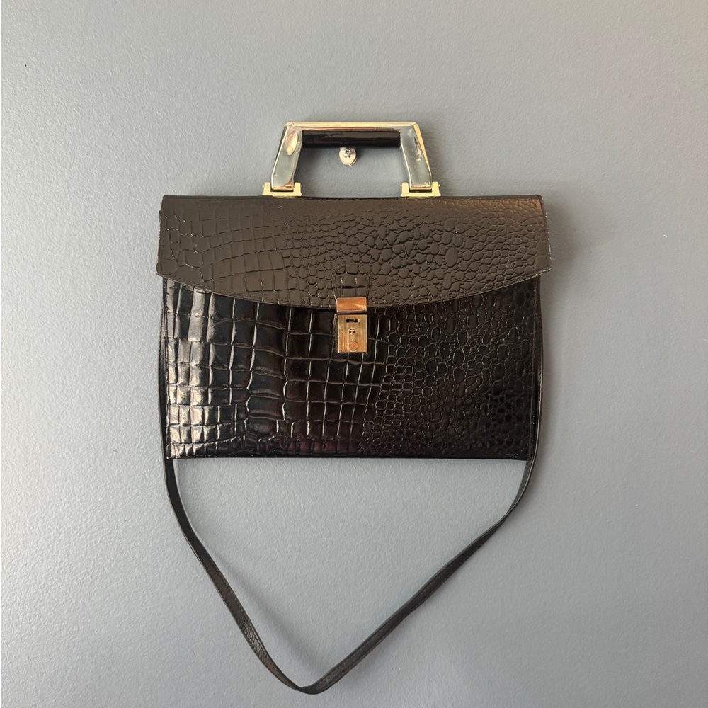 Medium sized Black Crocodile-Embossed Leather Handbag